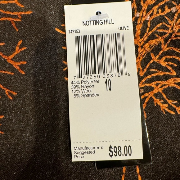 Embroidered A-line wool skirt. Size 10. - Picture 4 of 5